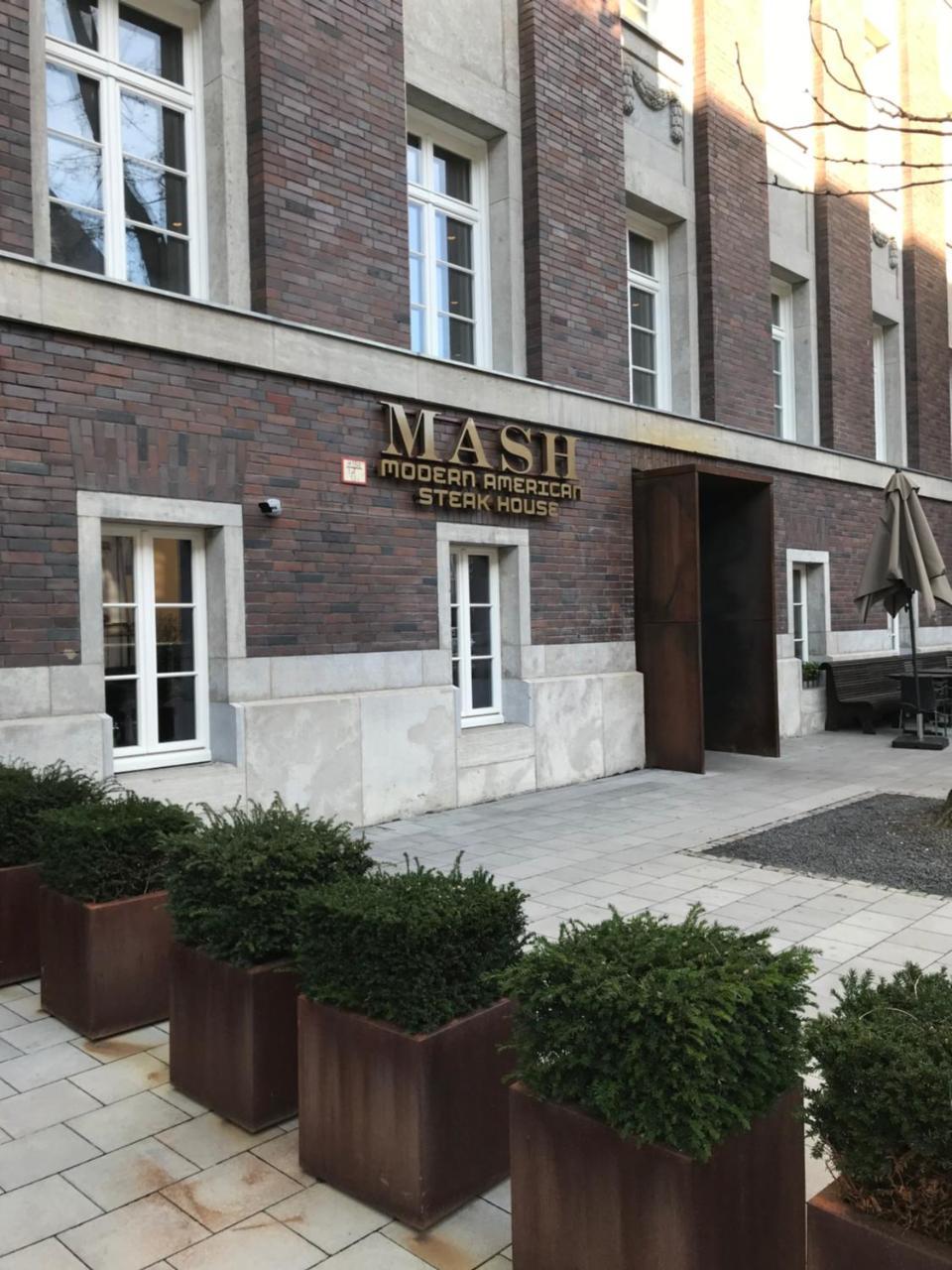 Luxury Apartment In Andreas Quartier Dusseldorf Exterior photo